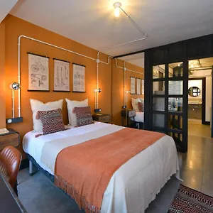 https://centrico-loft-diseo-industrial-playa-a-3-minutos.bilbaohotelsspain.com